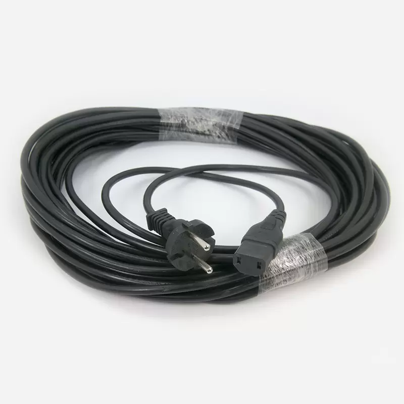 CABLE AVEC FICHE MOULEE POUR AUTOLAVEUSE WETROK