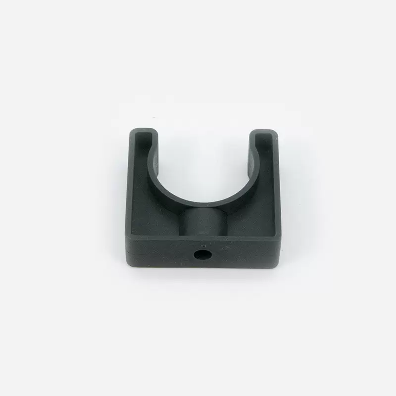 FIXATION TUYAU DE VIDANGE POUR AUTOLAVEUSE WETROK S43